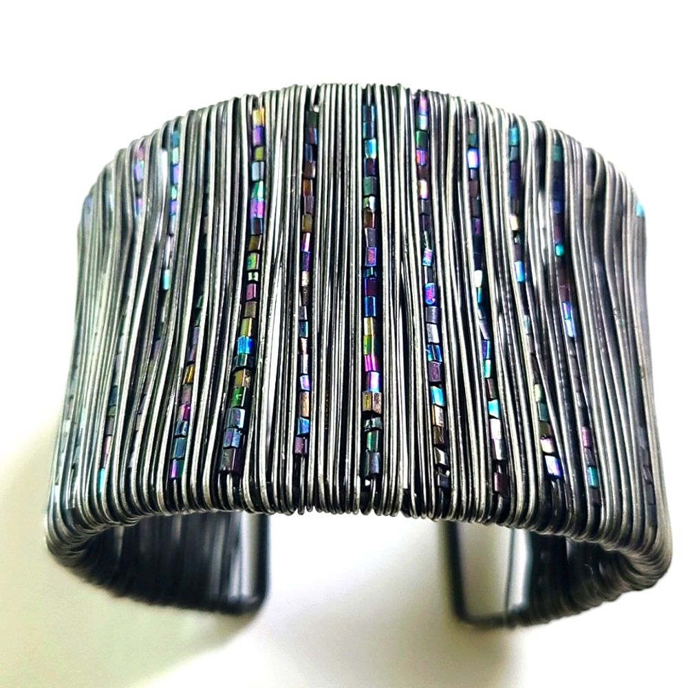 💥4/$20 Distressed Metal Cuff Beaded Wire Bracelet